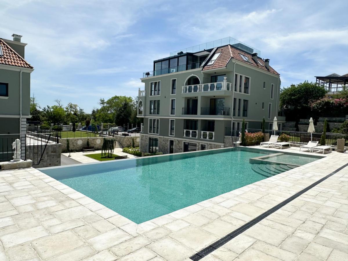 Mediterranea Complex - Luxury Apartment With Sea & Pool View! Varna Extérieur photo
